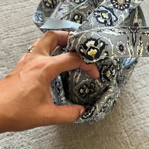 Vera Bradley Crossbody - Plaza Tile - Picture 10 of 13